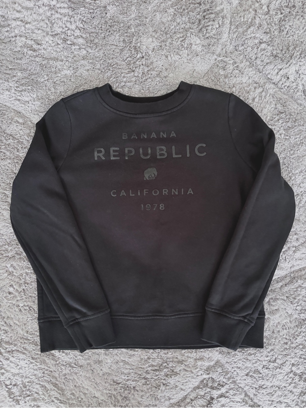 Banana Republic Women's Black Crewneck Sweatshirt